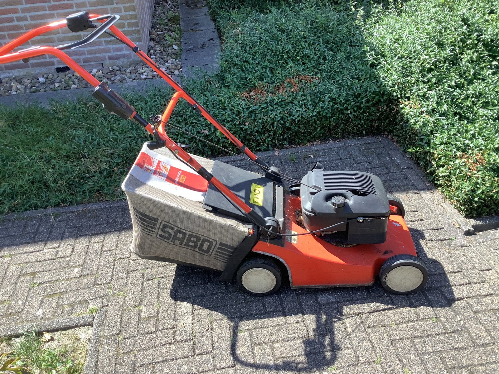 Sabo Benzine Grasmaaier 43-4 Turbo Star starten en lopen, Tuin en Terras, Grasmaaiers, Ophalen, Cirkelmaaier, Gebruikt, 40 t/m 49 cm
