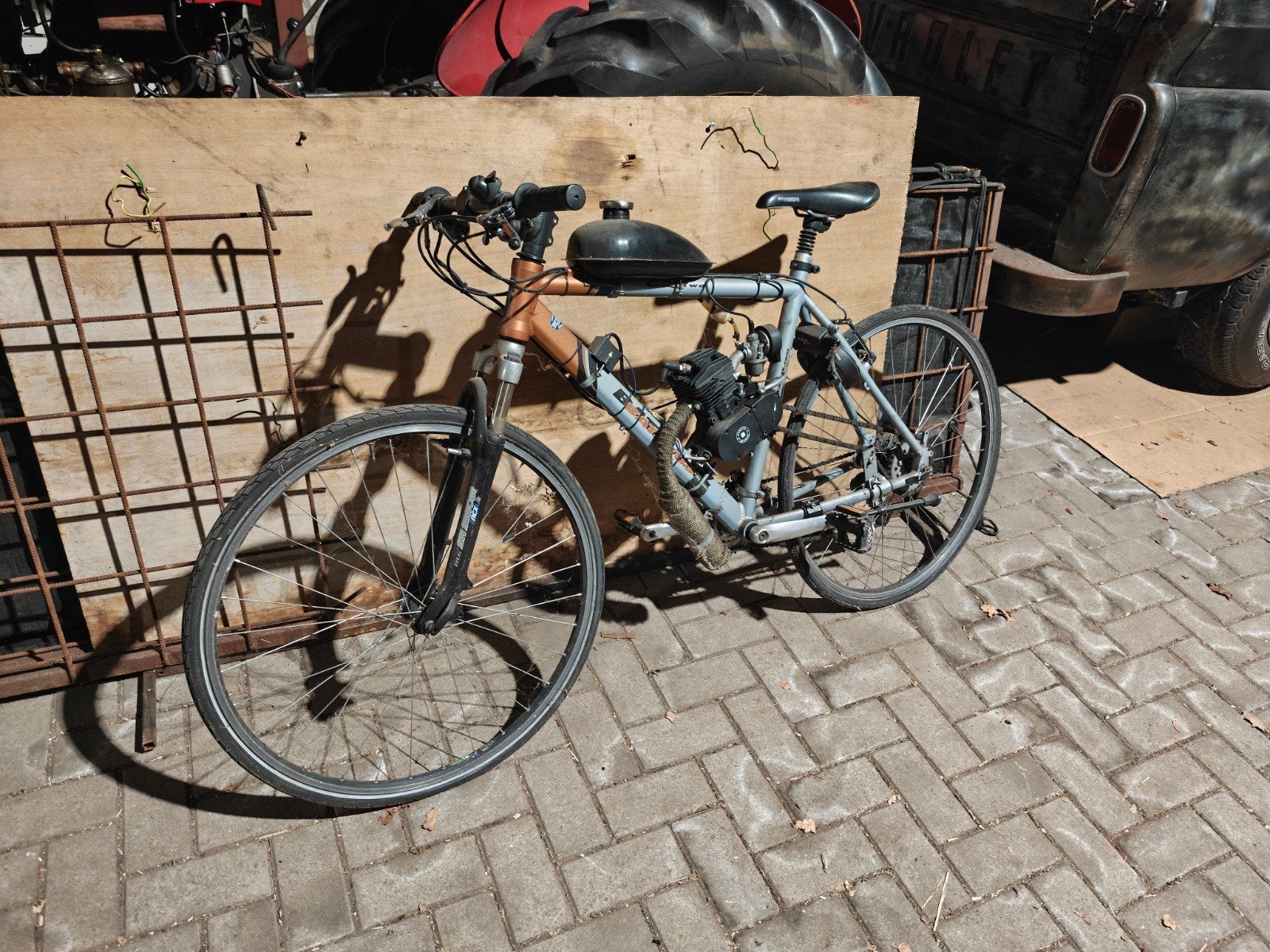 Fiets met 80cc motorblok - Stuur kroonlager defect, Ophalen of Verzenden, Gebruikt