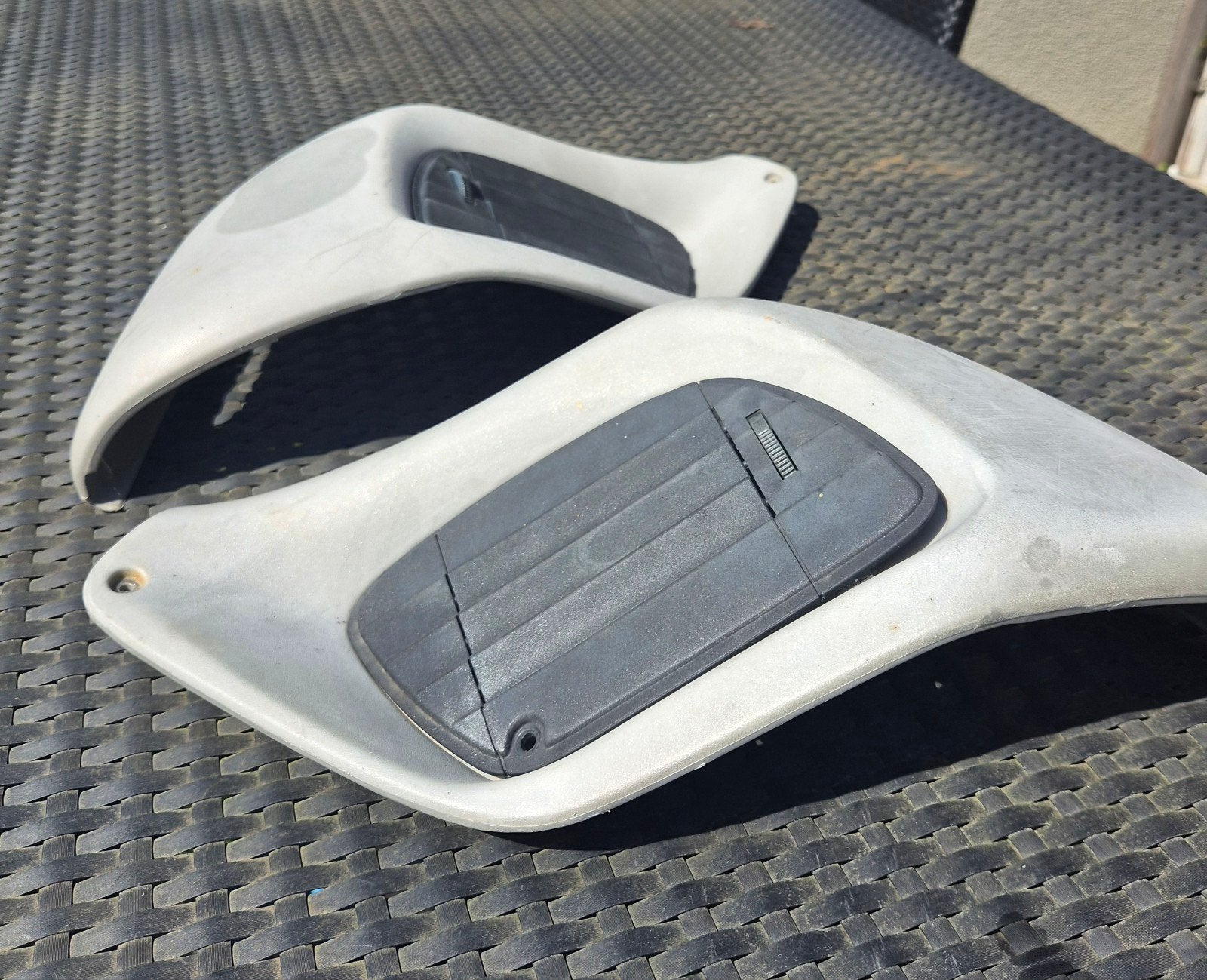 Luchtrooster / kap links/rechta Gilera Runner, Ophalen of Verzenden, Gebruikt, Kap, Piaggio