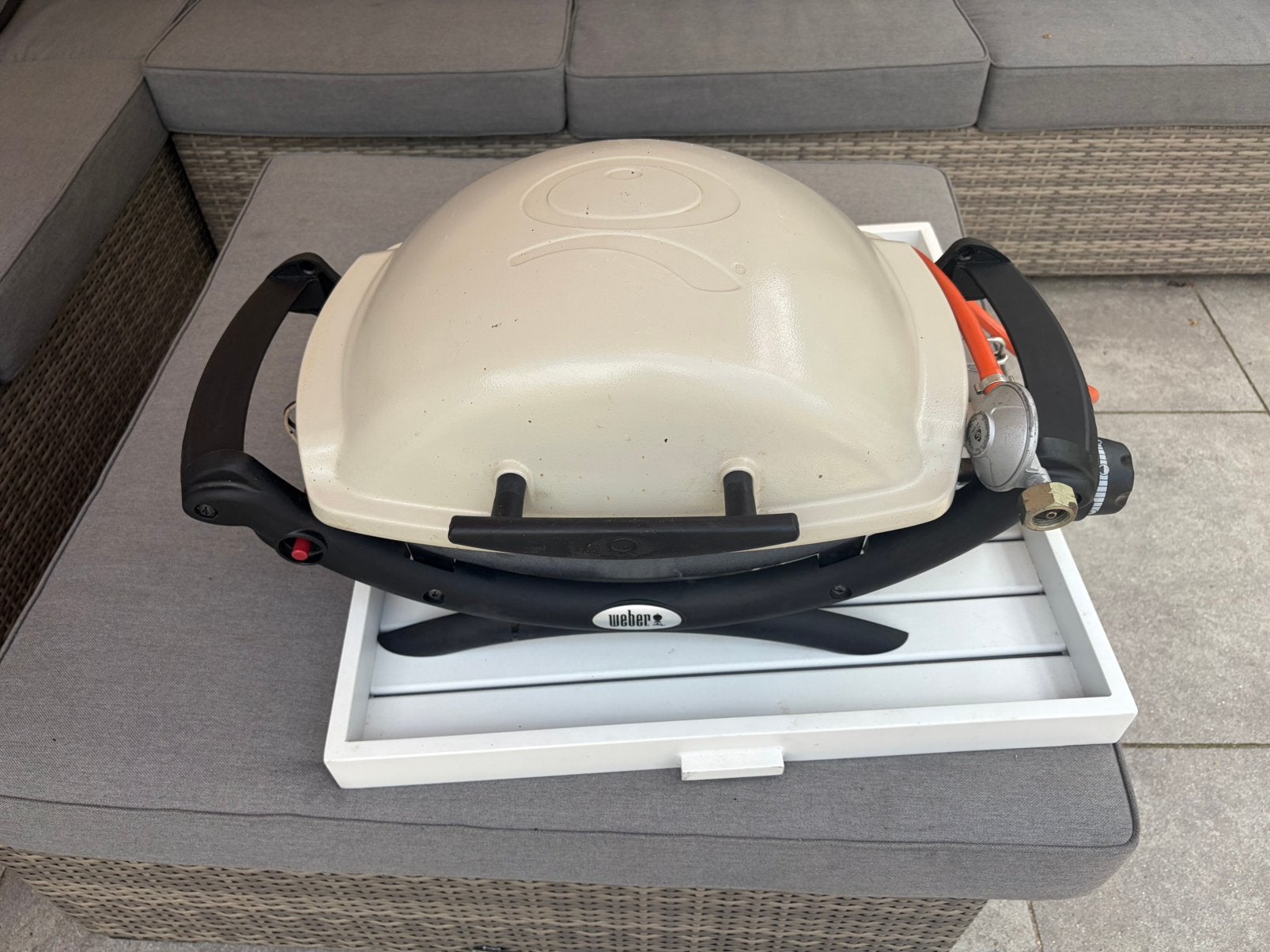 Weber gas bbq Q1000, Ophalen, Zo goed als nieuw