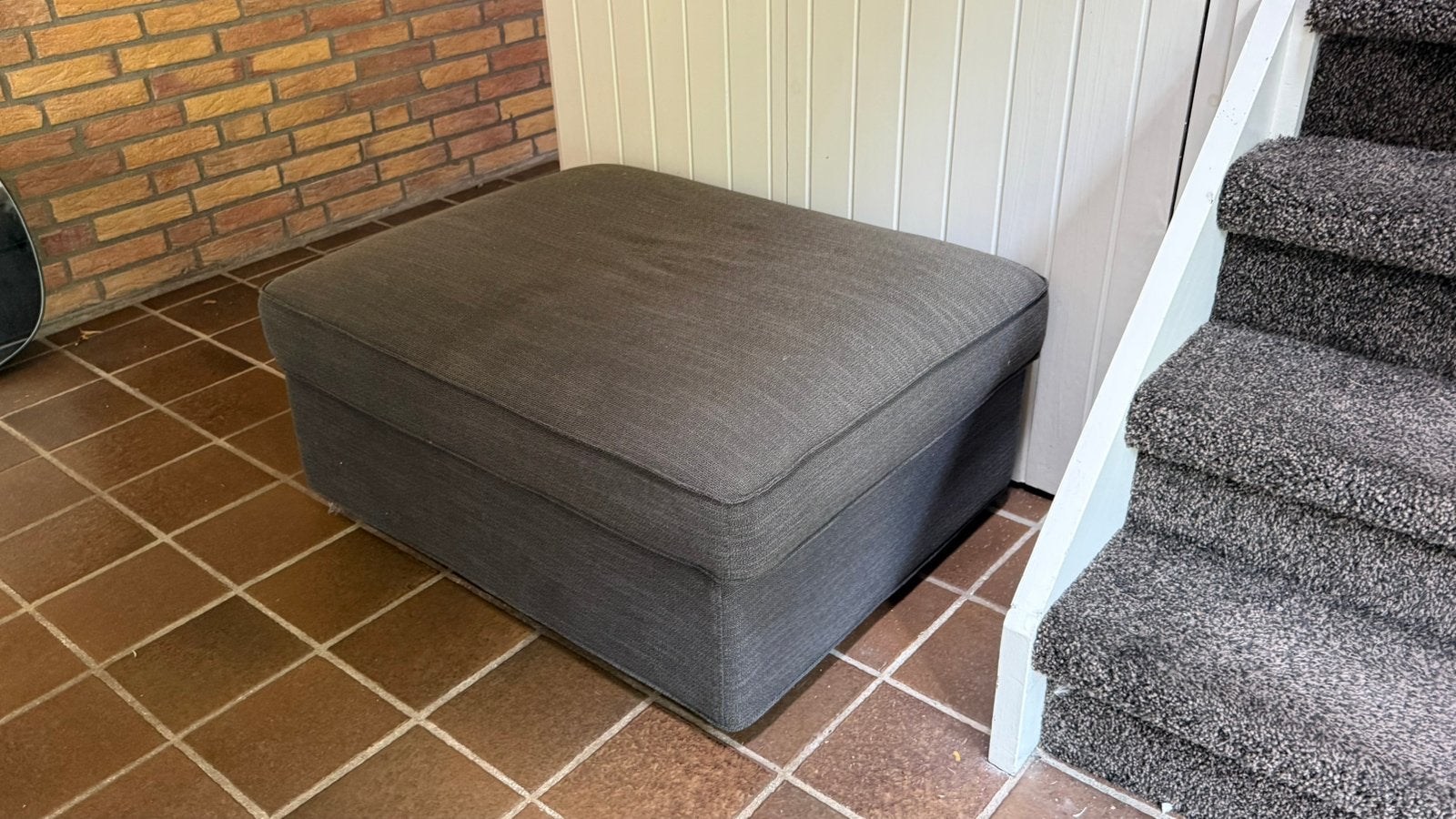 IKEA KIVIK voetenbank met bergruimte – grijs – nette staat, Huis en Inrichting, Banken | Voetenbanken en Poefen, Ophalen, 75 tot 100 cm