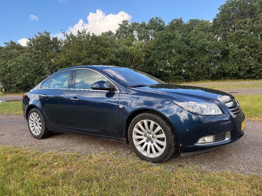 Opel Insignia 2.0 Turbo 220Pk Cosmo Automaat, Beige, 4 cilinders, Blauw, Leder en Stof