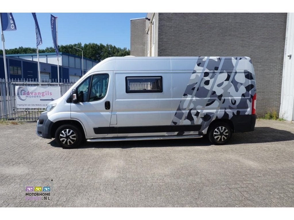 Fiat Ducato 2018 Camper met ruimte voor Motor/Scootmobiel, Buscamper of Camperbus, Koelkast, Bedrijf, ABS