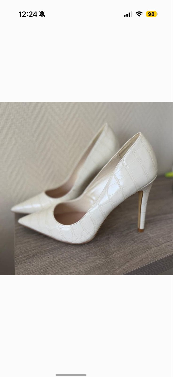 Dune London witte pumps met krokodillenprint, Ophalen, Zo goed als nieuw, Wit, Pumps