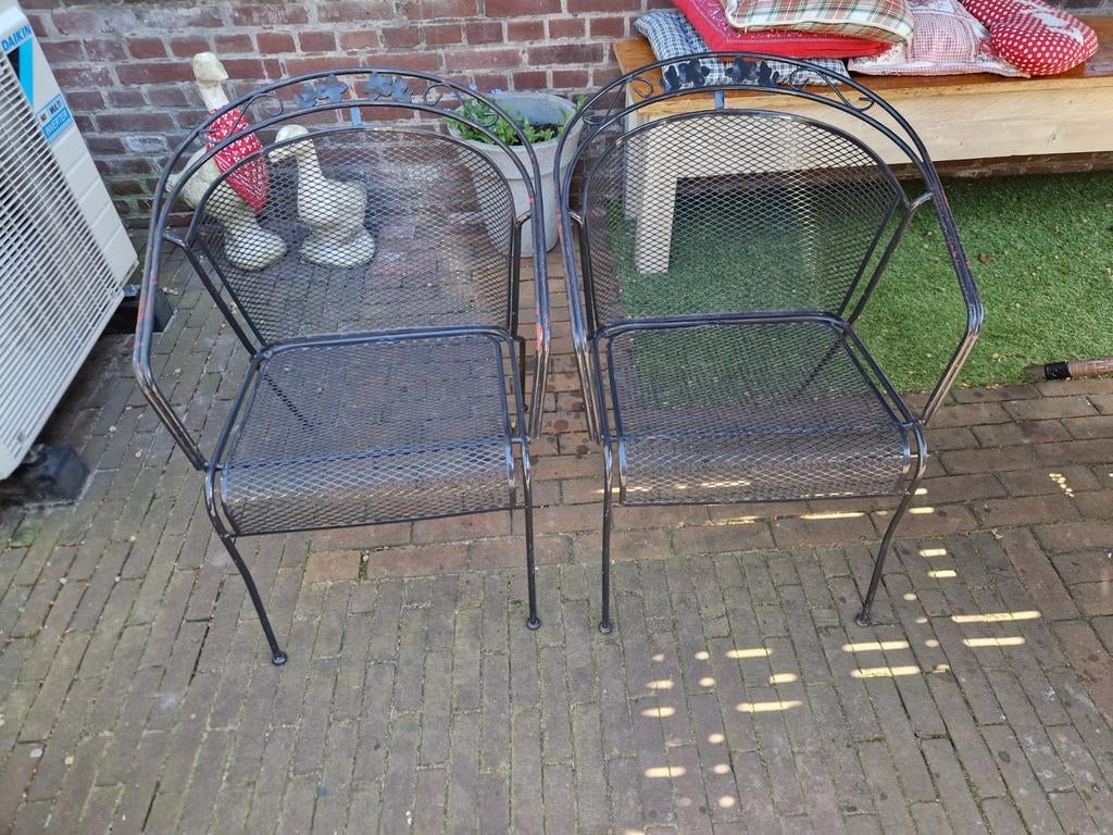 GIETIJZEREN TUINSTOELEN 2X, Ophalen, Metaal