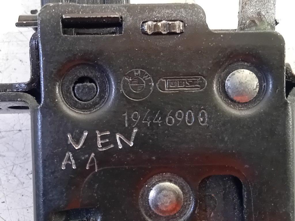 Foto 3 van Slot mechaniek kofferdeksel achterklep elektrisch BMW Z3