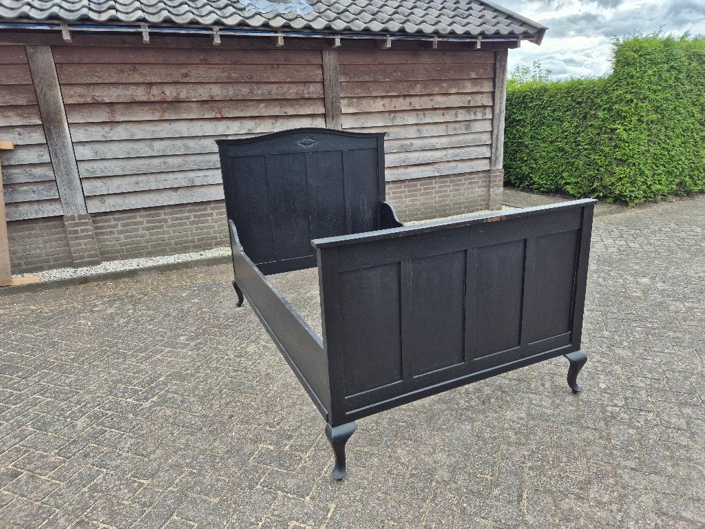 bed, Gebruikt, Zwart, 190 cm of minder, Twijfelaar