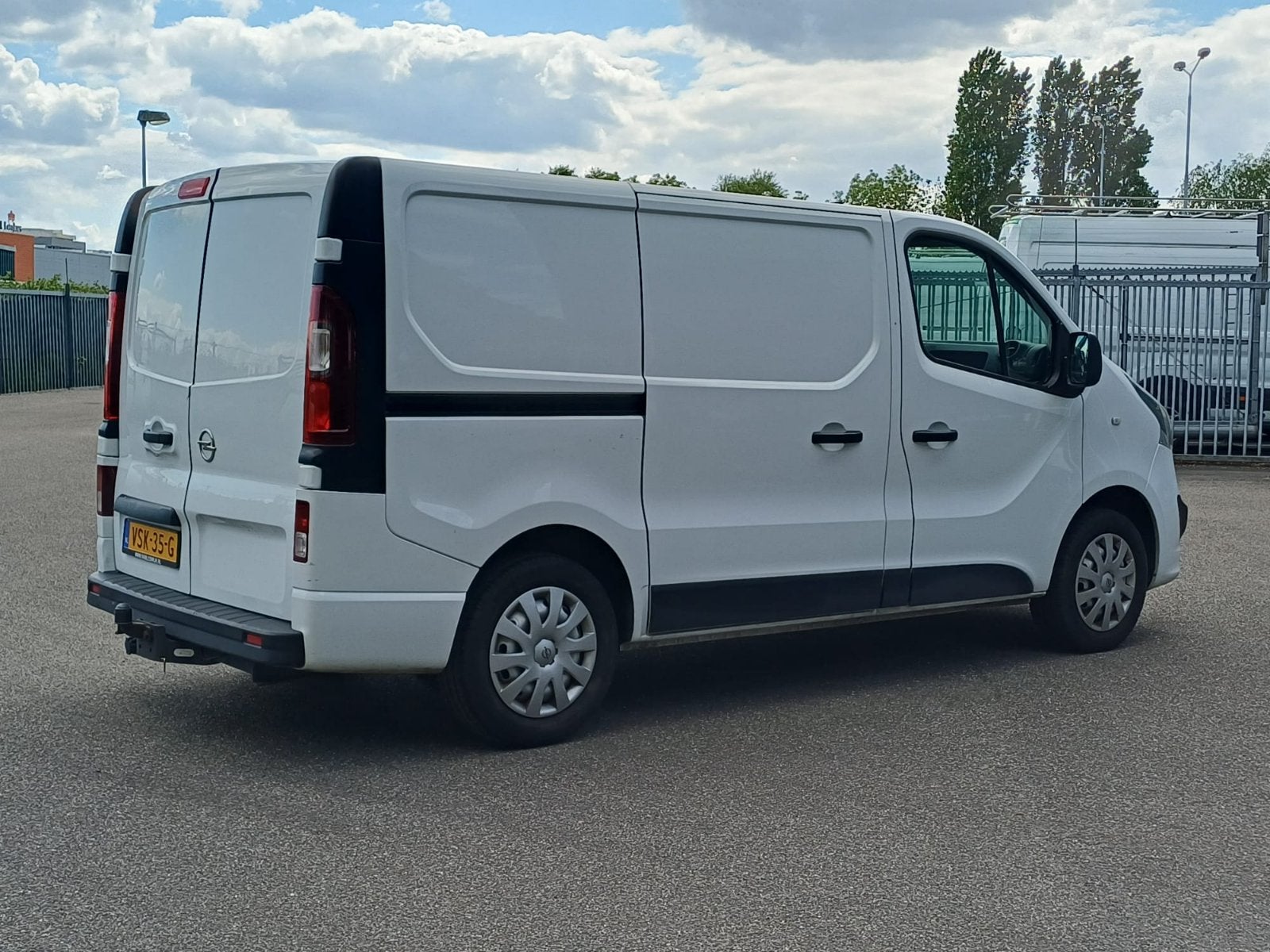 Opel Vivaro 1.6 CDTI L1H1 Selection | 3 ZITPL | AIRCO | CRUI, Voorwielaandrijving, Dealer onderhouden, 15 km/l, Gebruikt