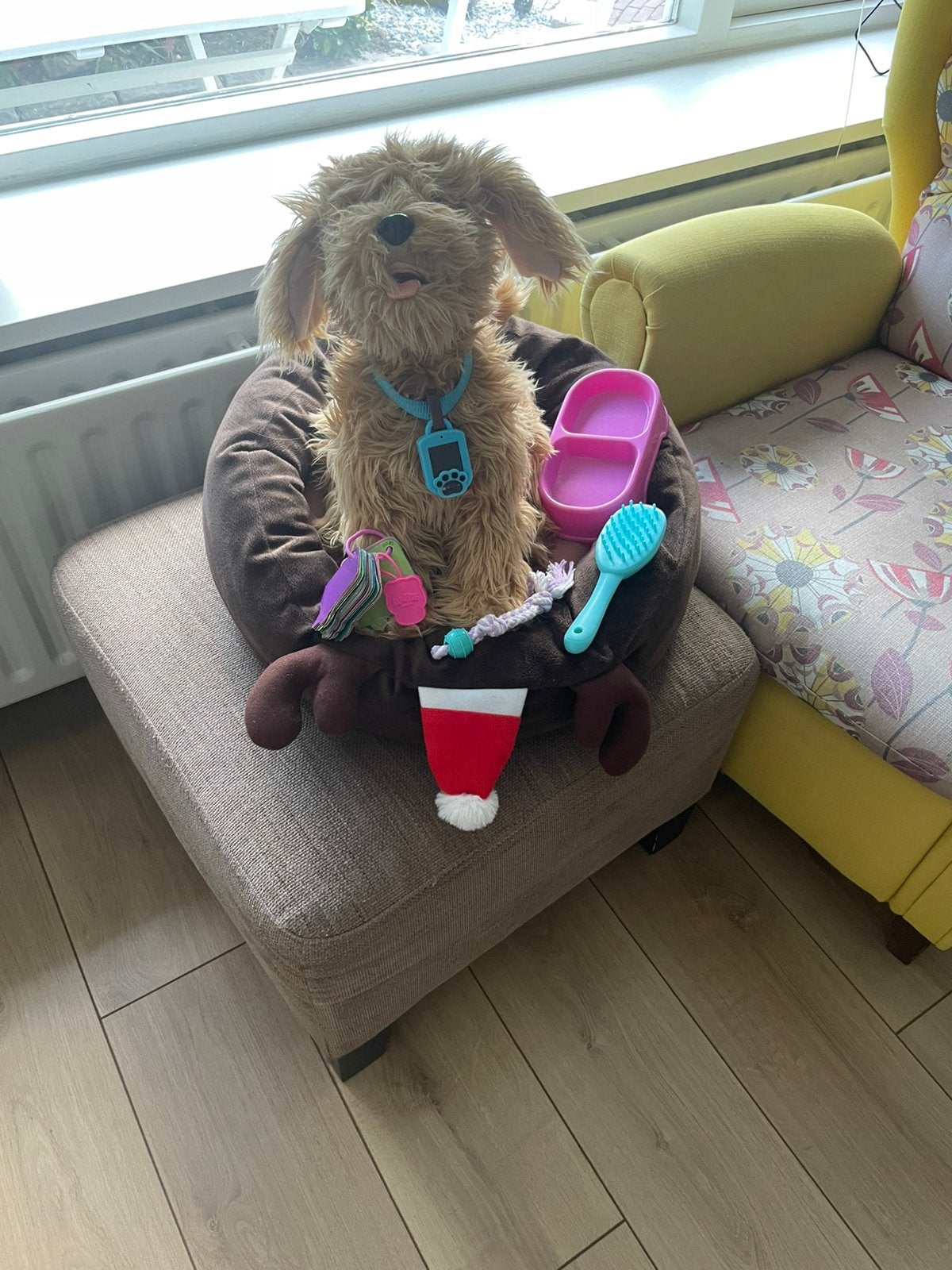 dog fluffie stuffiez realistic toy, Ophalen, Zo goed als nieuw, Hond