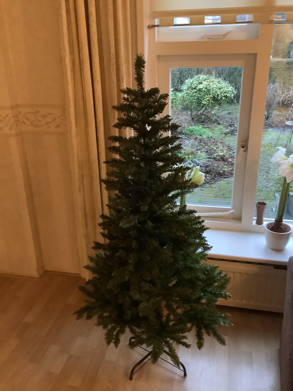Kleine kunstkerstboom 150/90, Ophalen