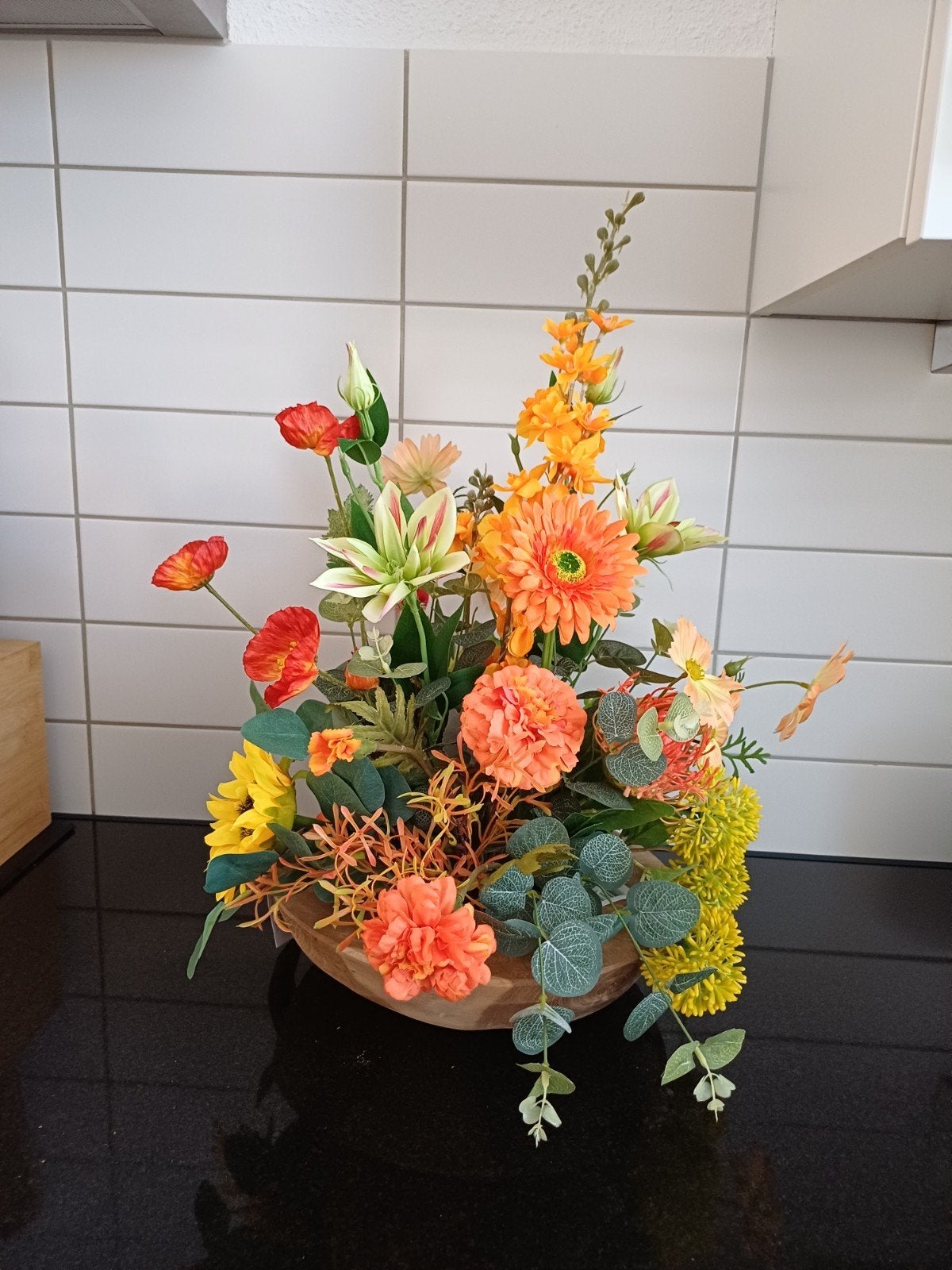 Prachtig kunstbloemen bloemstuk Oranje, geel, rood, Binnen, Nieuw, Ophalen of Verzenden, Onderhoudsvrij
