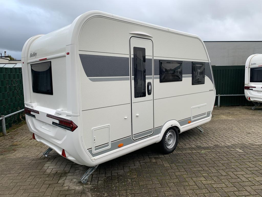 Hobby On Tour 390 SF Model 2026, Caravans en Kamperen, Schokbreker, Hobby, Bedrijf, Treinzit