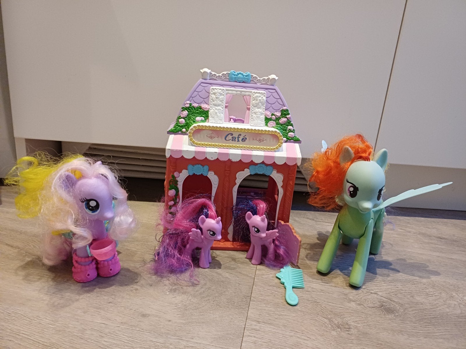 My little pony's en huisje, Ophalen, Gebruikt