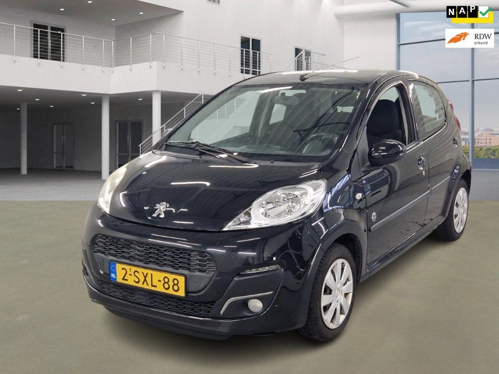 Peugeot 107 1.0 Envy AIRCO ELEK.PAKKET DEALER ONDERHOUDEN, Auto's, Voorwielaandrijving, Gebruikt, Origineel Nederlands, Bedrijf