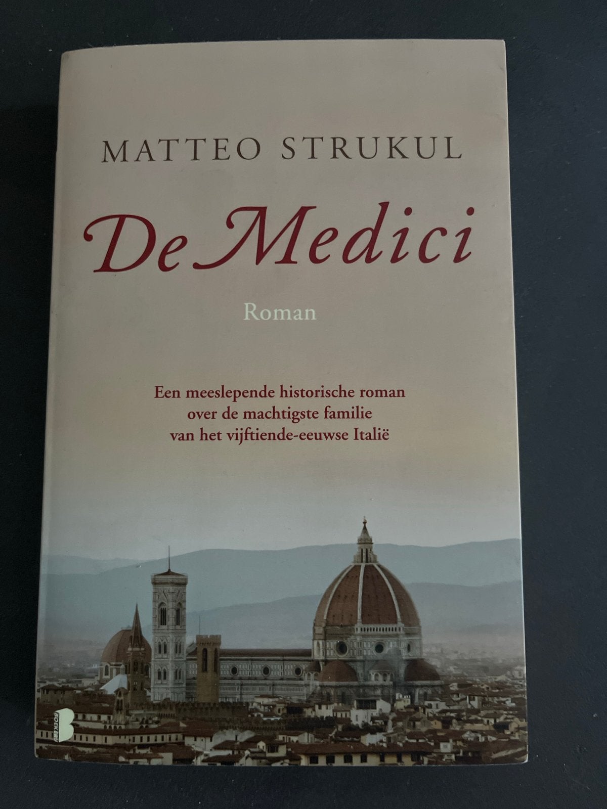 De Medici - Matteo Strukul (Historische Roman), Boeken, Ophalen of Verzenden, Zo goed als nieuw