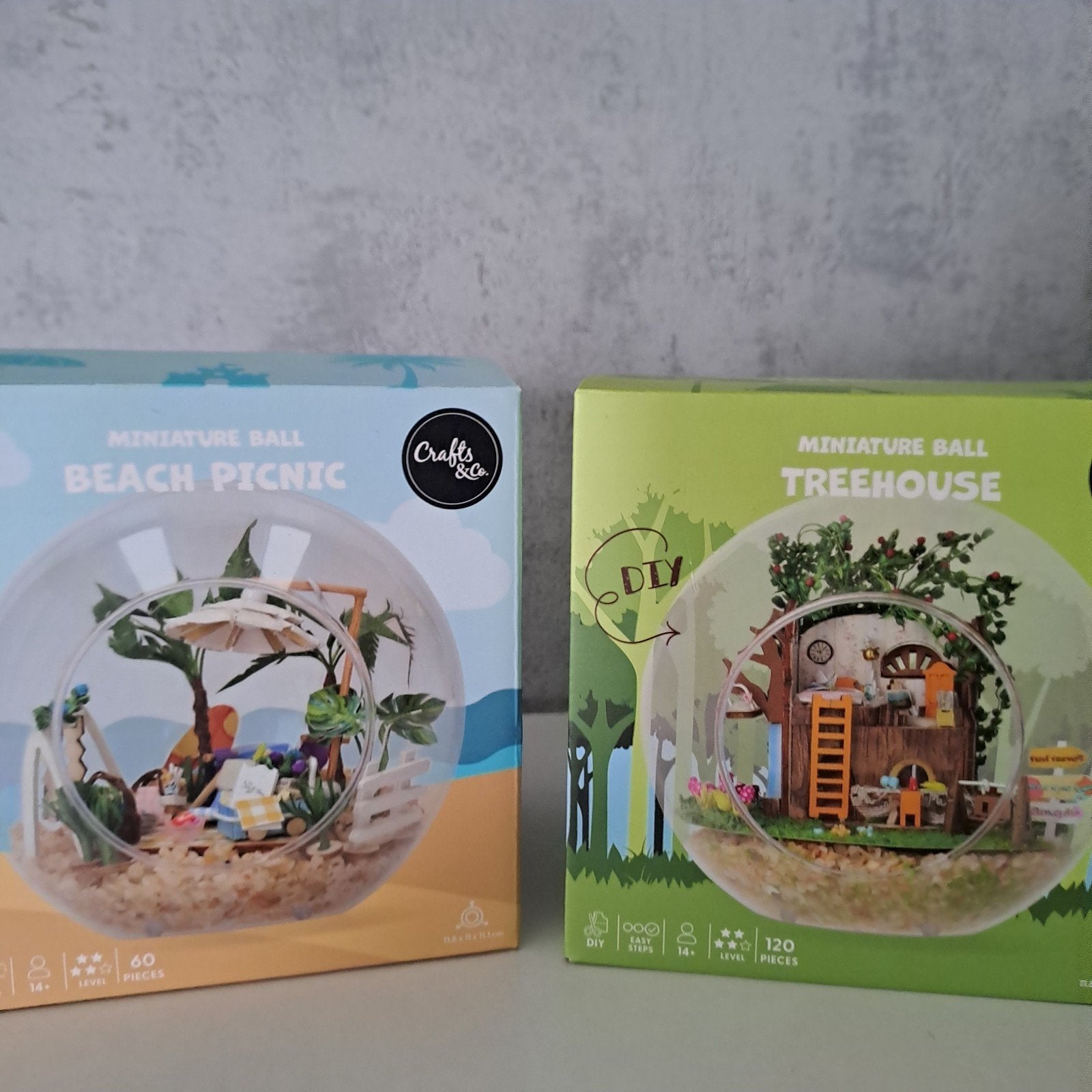 Miniatuur bal Treehouse  120 stukjes Merk: Carafts&Co, Ophalen, Nieuw, Knutselwerk