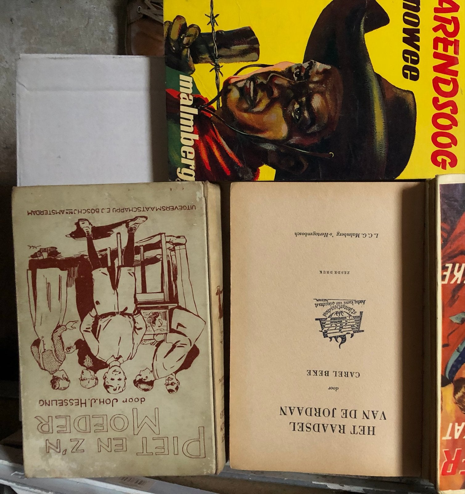 Vintage boeken: Piet en z'n Moeder & Het Raadsel van de Jord, Ophalen, Gelezen, Nederland