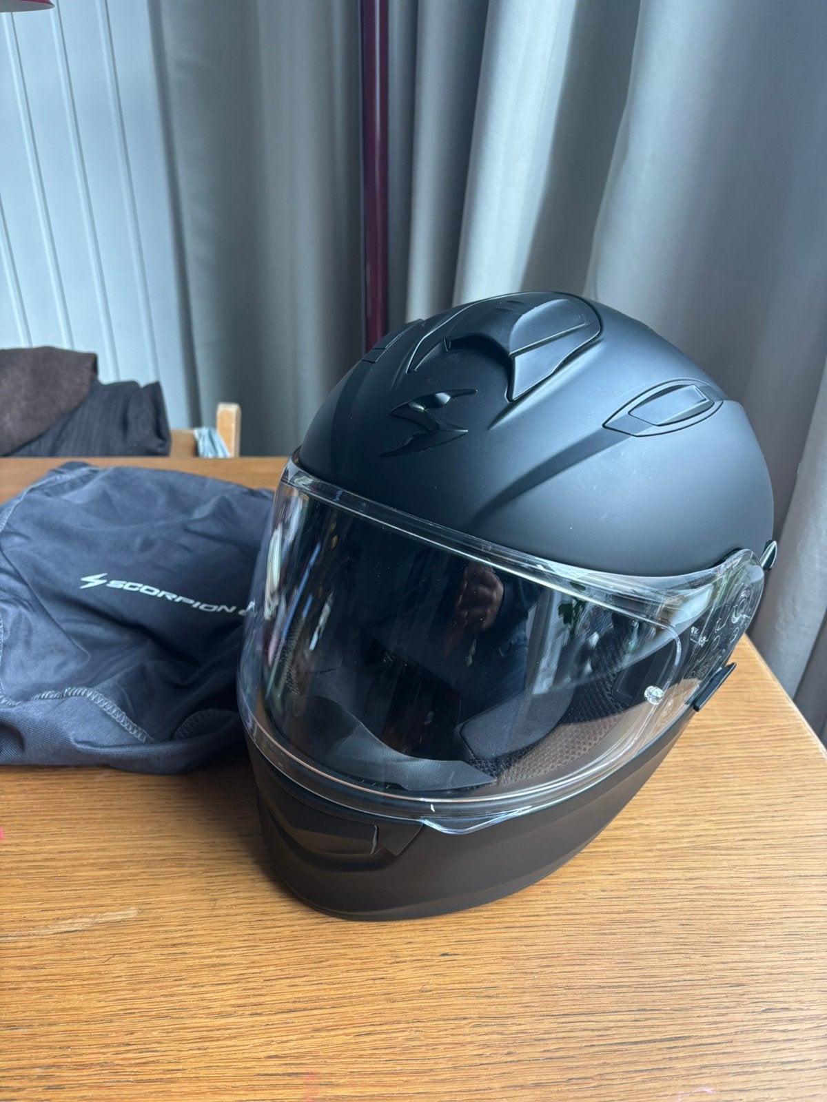 Scorpio motorhelm mat zwart – maat S – zo goed als nieuw, Overige merken, Dames, Ophalen of Verzenden, Integraalhelm