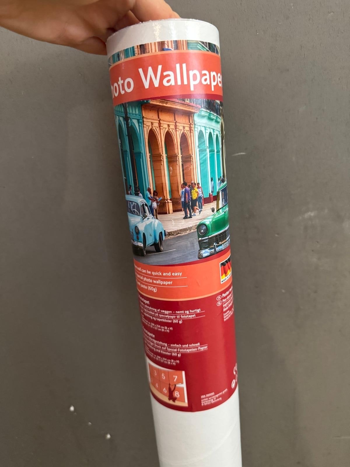 Fotobehang Havana: Klassieke Auto's en Kleurrijke Architectu, Ophalen, Fotobehang, 5 tot 10 m², Overige merken