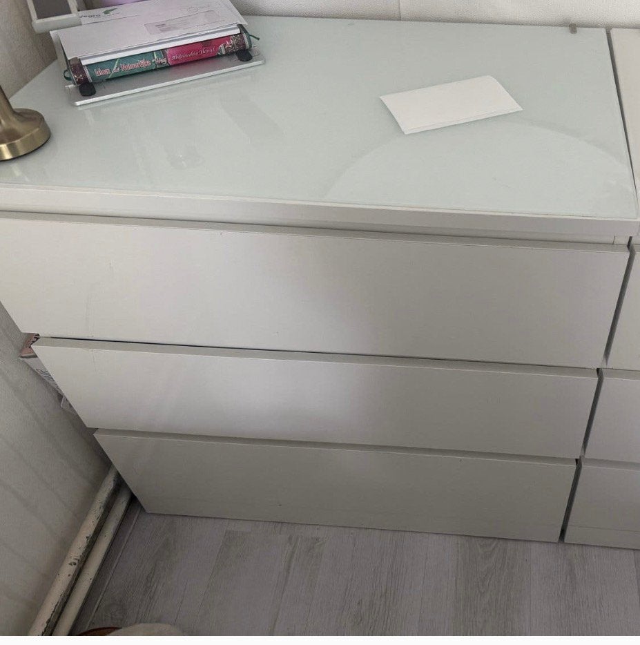Ikea Malm ladekast met 3 lades en glasplaat, Ophalen, 50 tot 100 cm, 3 of 4 laden, Minder dan 100 cm