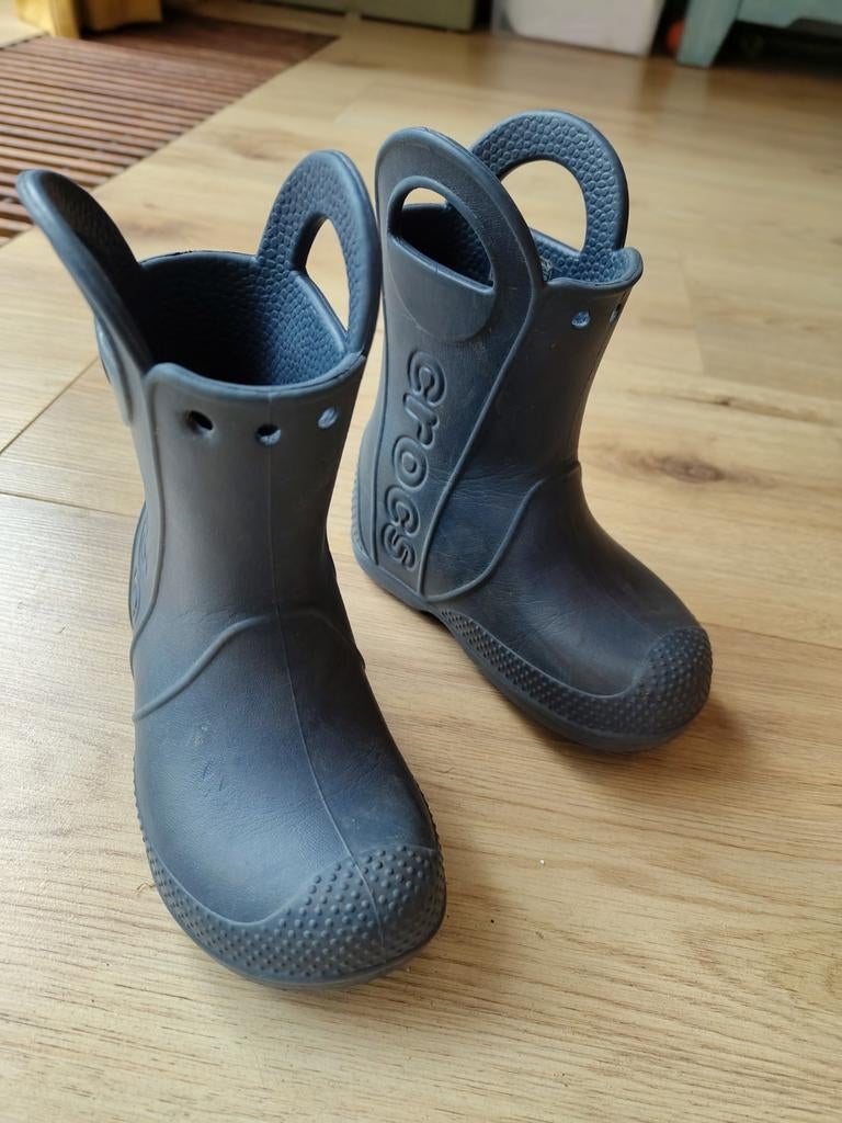 Crocs c8 laarzen (maat 24-25) donkerblauw, weinig gebruikt, Ophalen, Zo goed als nieuw, Schoenen