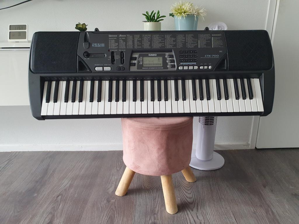 Piano casio CTK 700, Muziek en Instrumenten, Ophalen of Verzenden, 61 toetsen, Casio