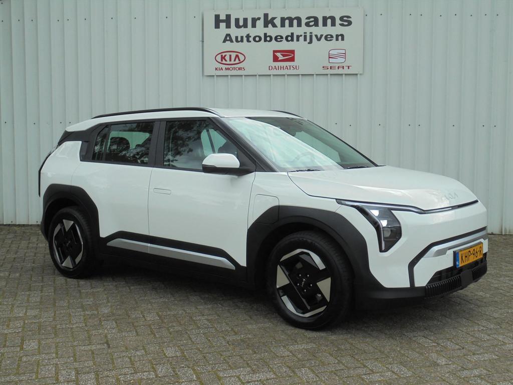 Kia Ev3 58,3 kWh 204PK AIR NAVI CAMERA MORGEN RIJDEN, Automaat, EV3, Stof, Gebruikt