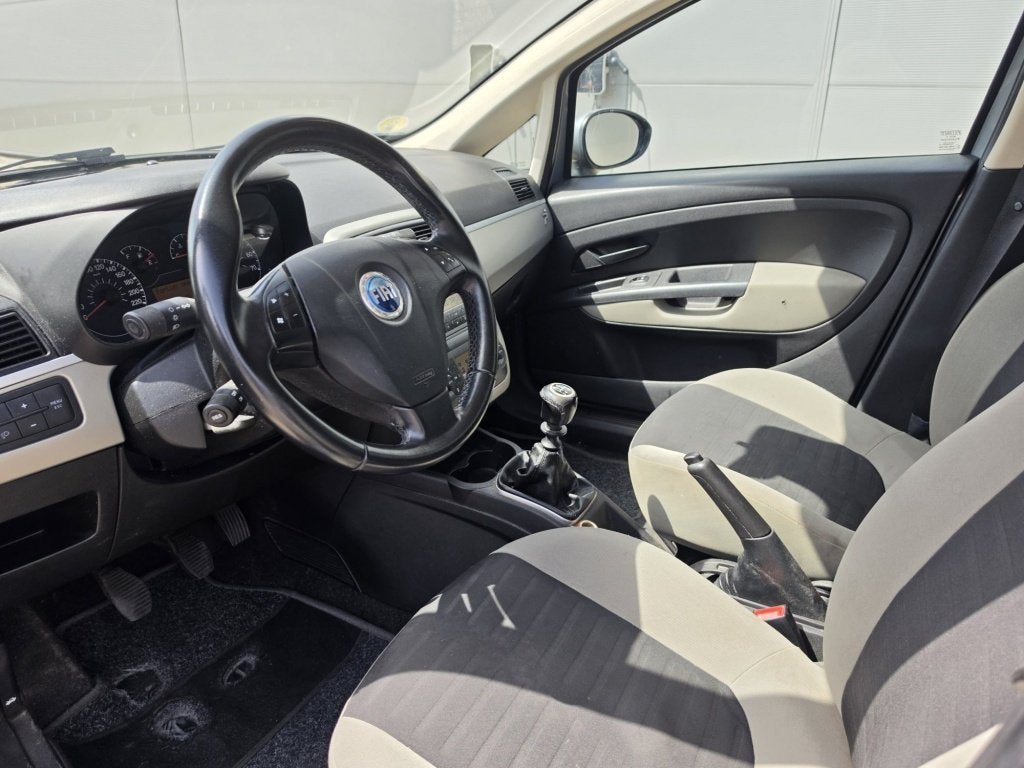 Fiat Grande Punto 1.4 Ed. Blue & Me 5Drs Airco Nw APK ✅, Auto's, 4 cilinders, 400 kg, Grande Punto, Origineel Nederlands