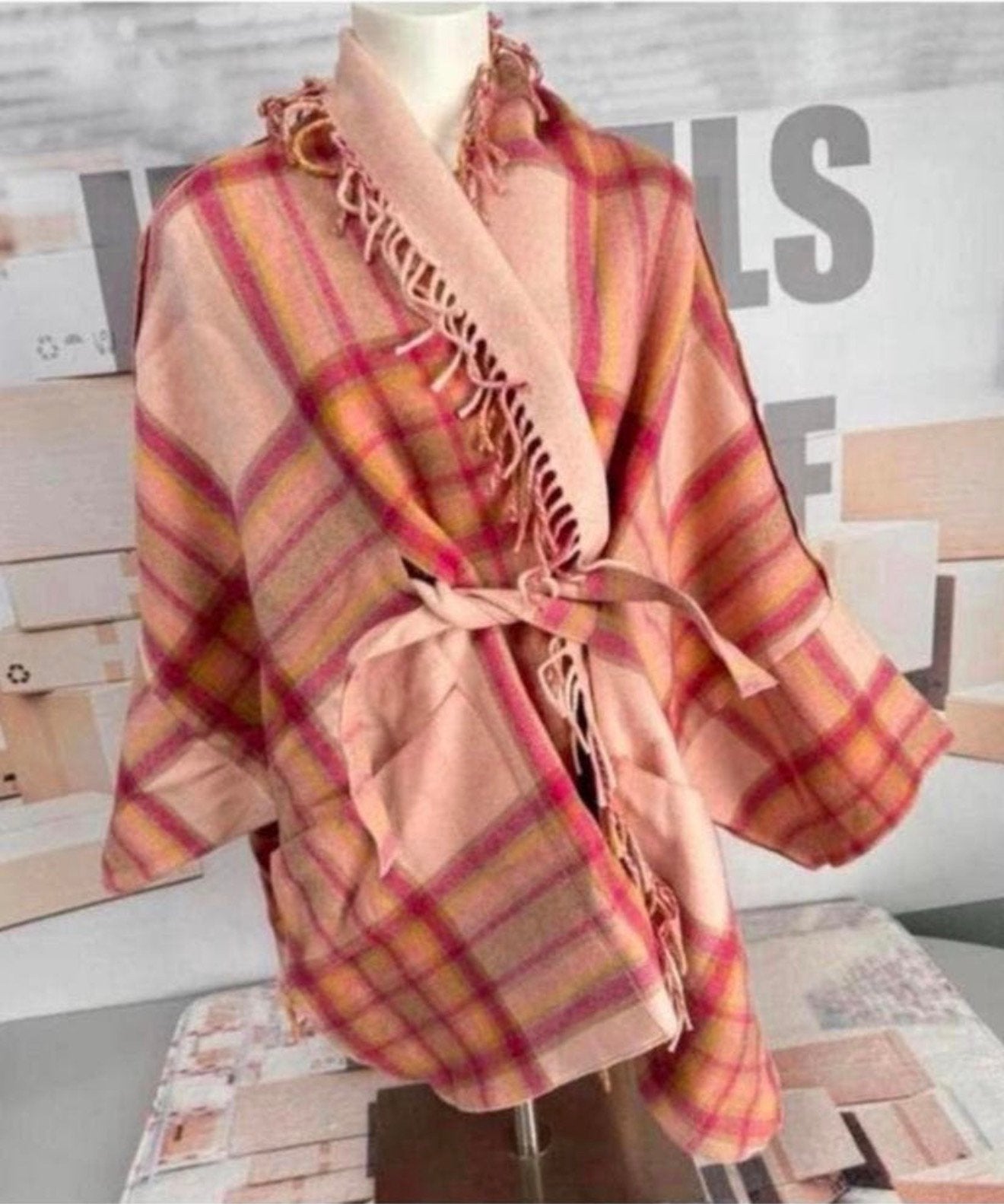 Twinset Milano - Wool poncho franjes wol wollen stof jas, Kleding | Dames, Overige Dameskleding, L, Zo goed als nieuw, L, L