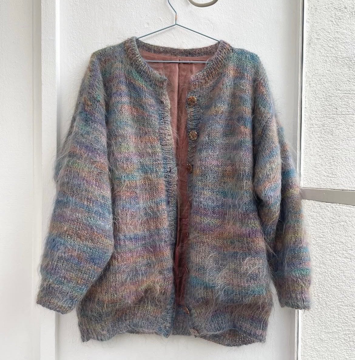 Vintage handgebreid en gevoerd mohair vest, Kleding | Dames, Ophalen of Verzenden, Gedragen, Maat 38/40 (M), Meerkleurig