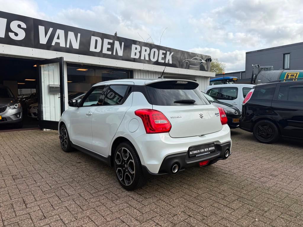 Suzuki SWIFT 1.4 Sport 140Pk|Xenon|Navi|Cruise|Carplay|Led|F, Auto's, Stof, Gebruikt, 4 cilinders, USB
