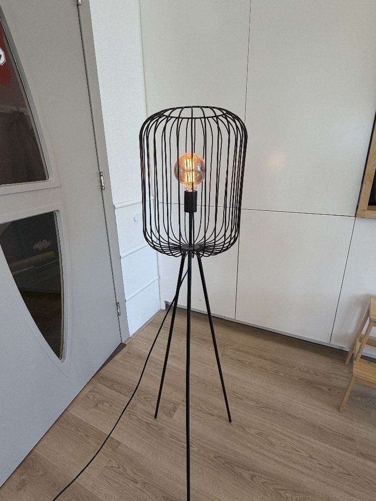 Staande lamp zwart raster, Ophalen, 100 tot 150 cm, E27 (groot), Zo goed als nieuw