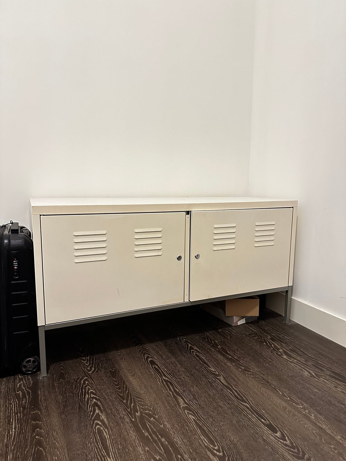 Industriële witte locker kledingkast, Huis en Inrichting, Kasten | Lockerkasten, Ophalen, Gebruikt