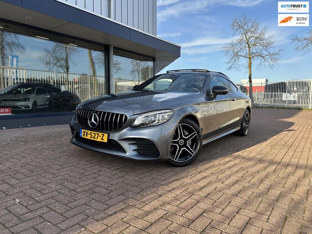 Mercedes-Benz C-klasse Coupé 180 AMG | Pano | 360 Cam | Lee, Auto's, Automaat, Achterwielaandrijving, 4 stoelen, Bedrijf