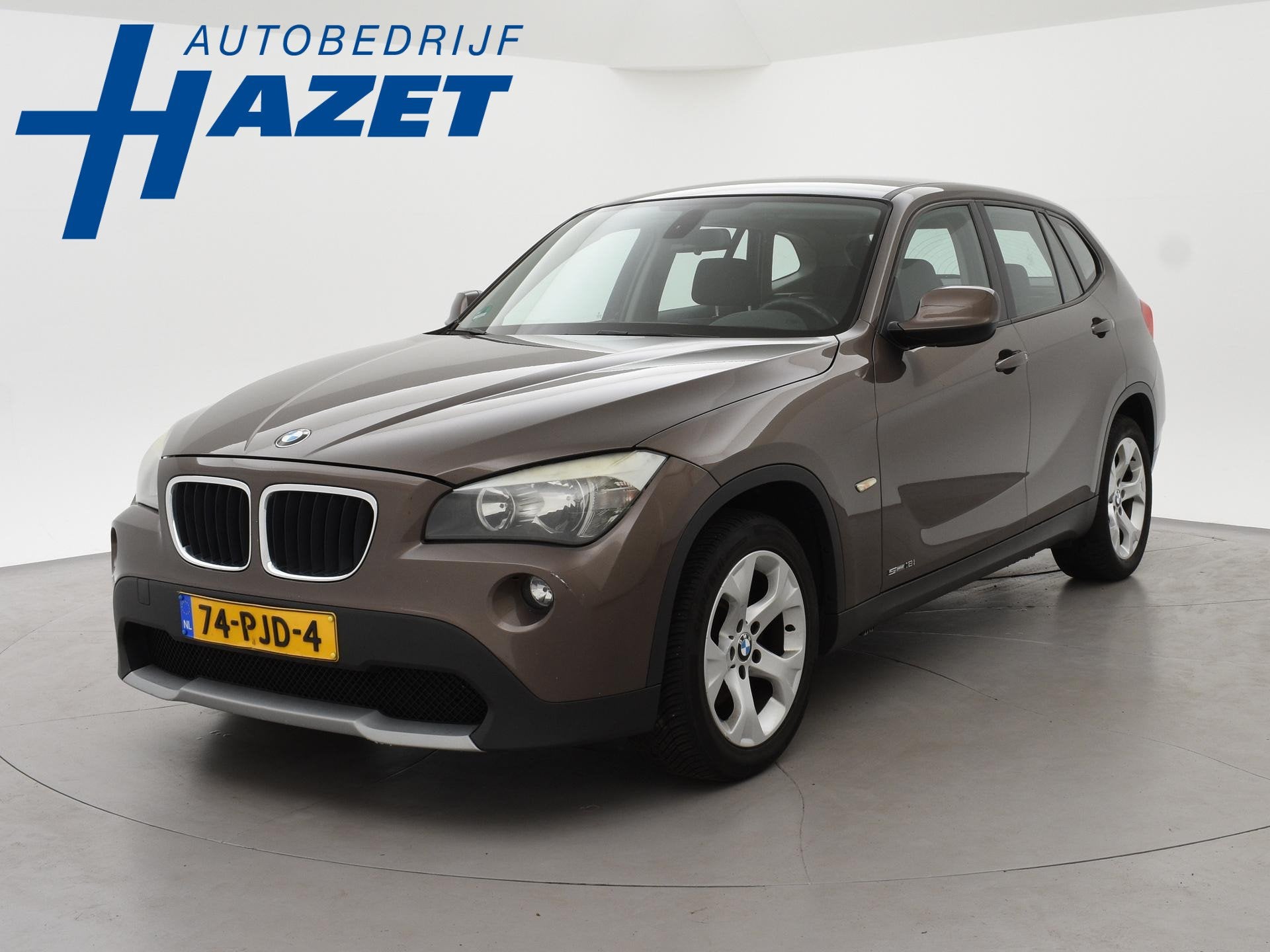 BMW X1 sDrive18i 150 PK EXECUTIVE AUT. + TREKHAAK | NAVIGATI, Euro 5, 4 cilinders, Origineel Nederlands, Parkeersensor