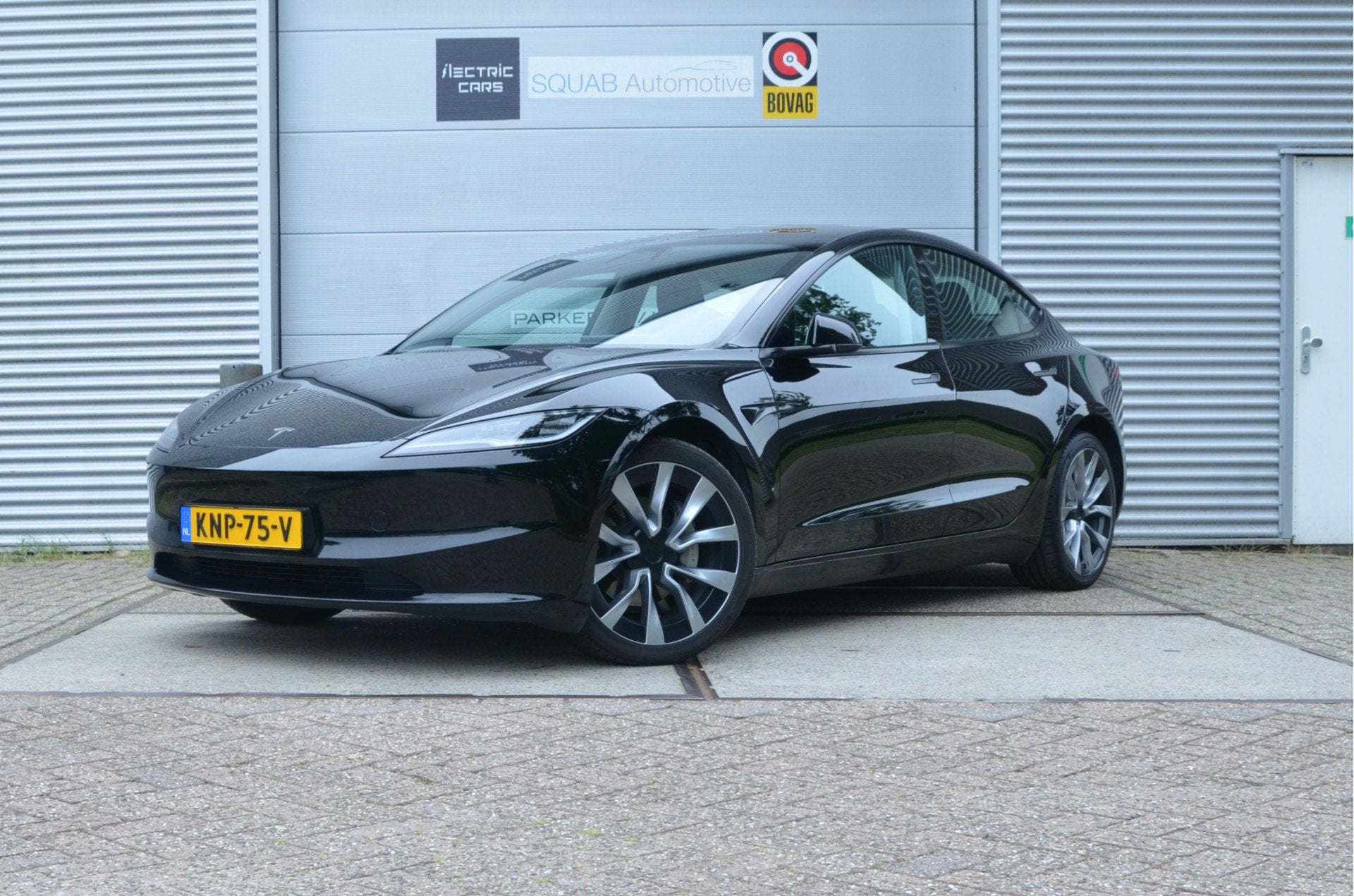 Tesla Model 3 Premium Long Range AWD 78 kWh Highland AutoPil, Automaat, 12 maanden, Gebruikt, Zwart