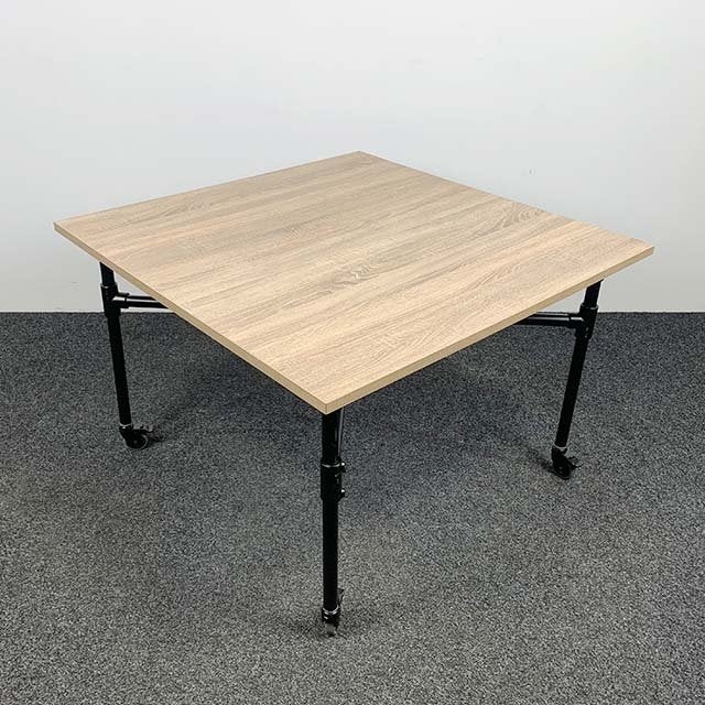 Industriële Tafel - Nieuw Blad | 110 x 110 cm 22674, Ophalen