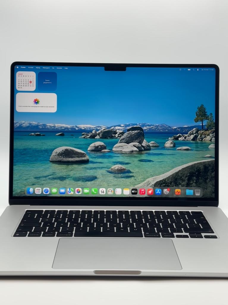 MacBook Air 15" M2 | 256 GB | Zilver | Topstaat | Garantie, 256 GB, 8 GB, One Apple Park Way, Cupertino, CA 95014, Verenigde Staten.