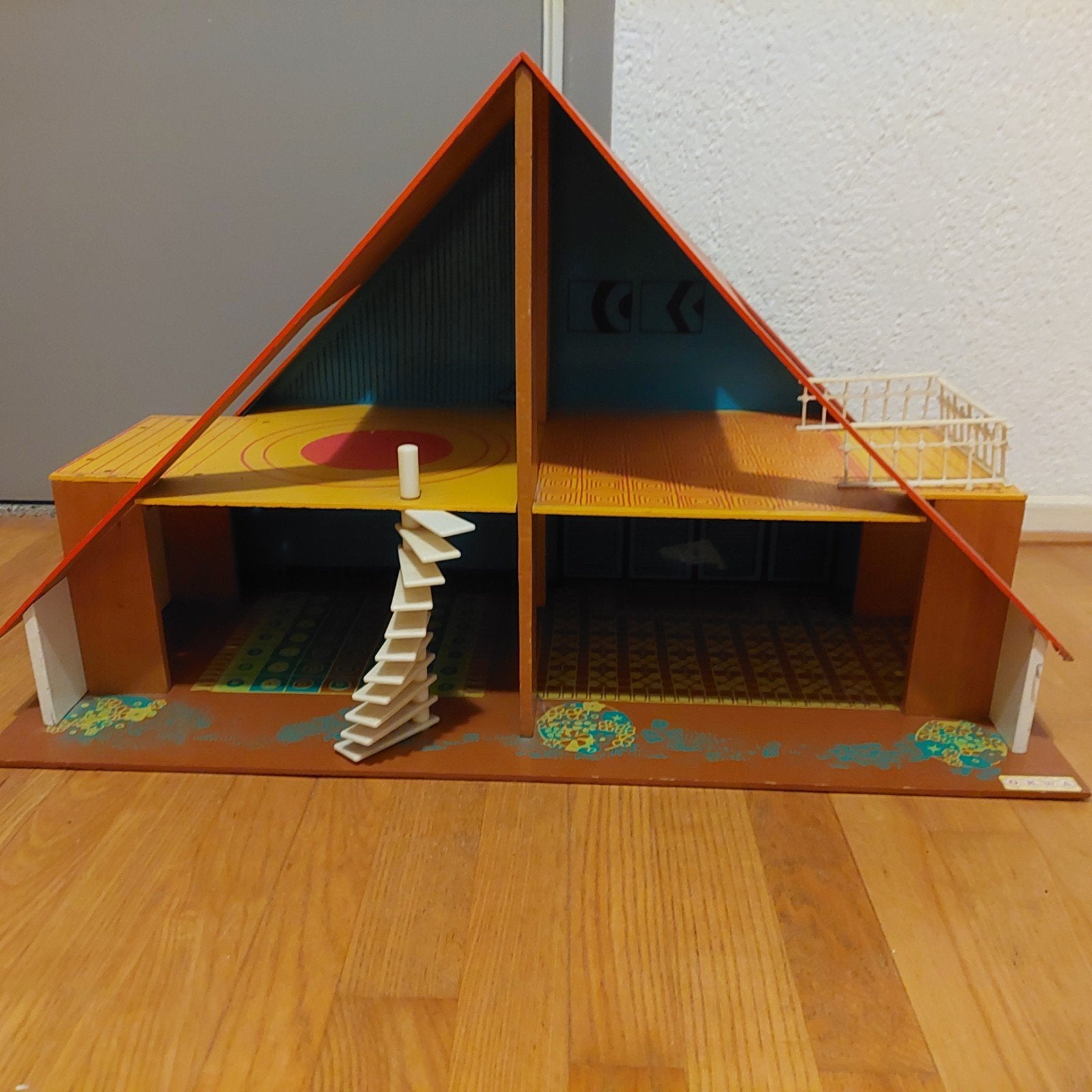 okwa poppenhuis, Ophalen