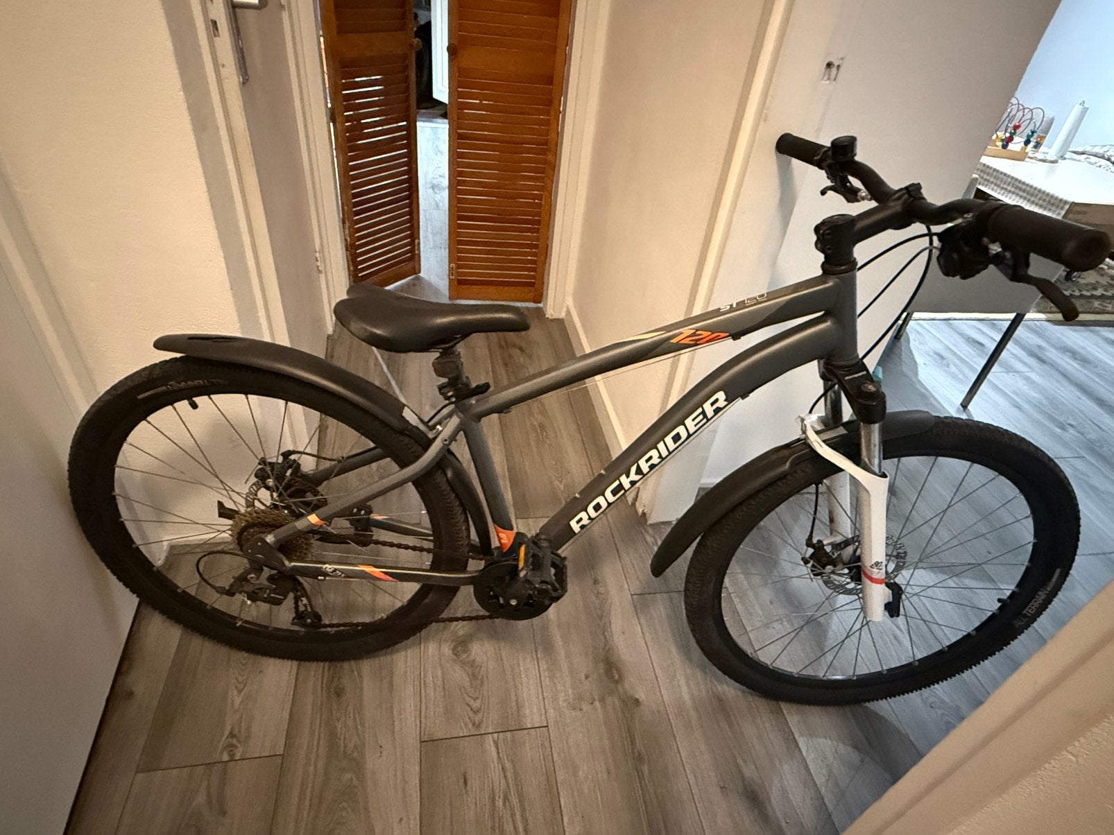 Rockrider st120 mountainbike 27,5 inch maat M te koop, Fietsen en Brommers, Fietsen | Crossfietsen en BMX, Ophalen, Zo goed als nieuw