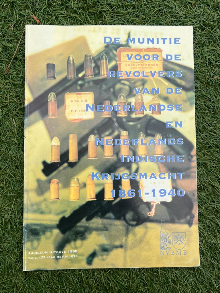 Nederlands mobilisatie hembrug m73 revolver patronen boek, Verzenden, Nederland, Boek of Tijdschrift