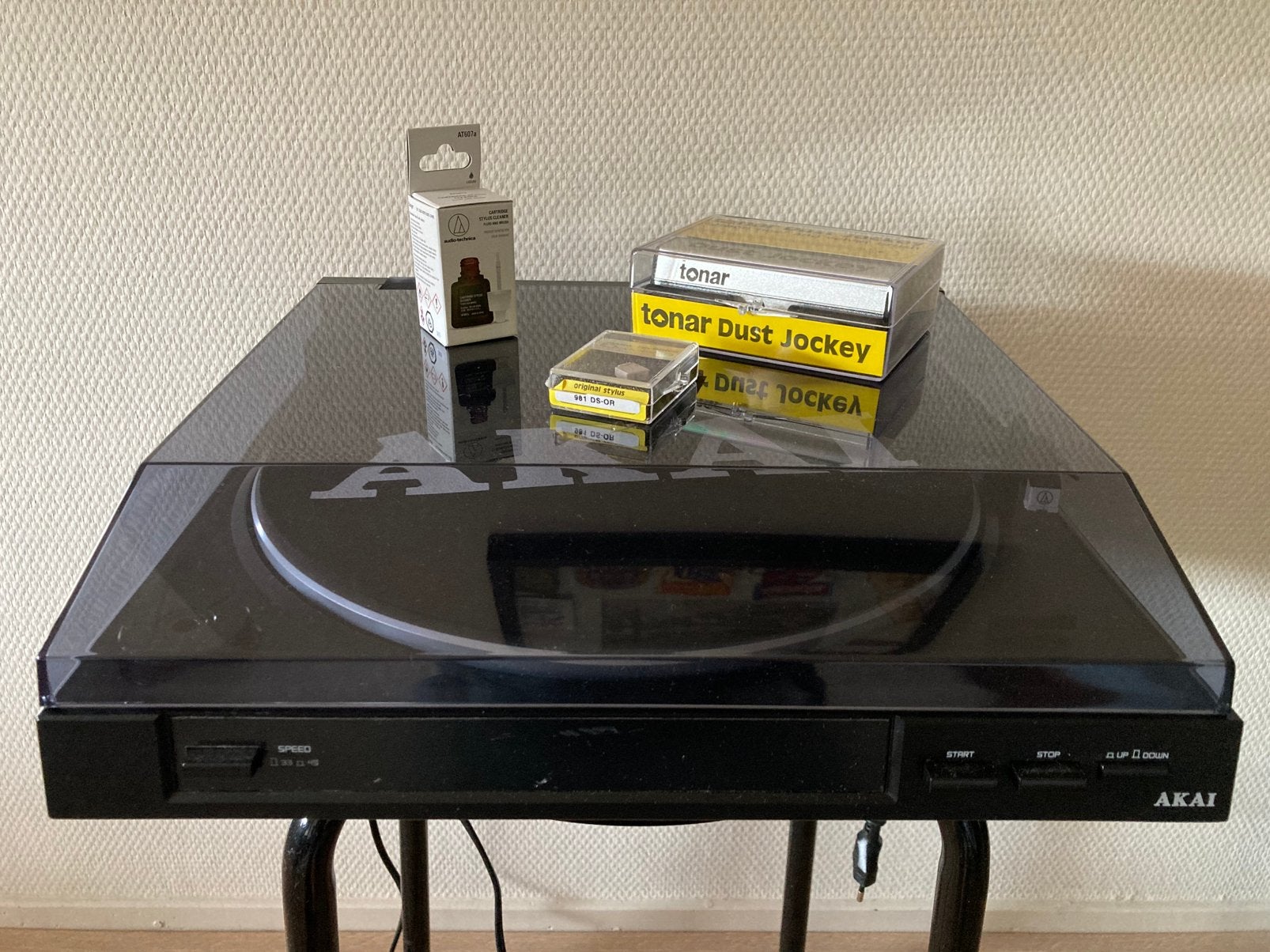Akai platenspeler met Audio Technica toebehoren, Ophalen, Zo goed als nieuw, Akai