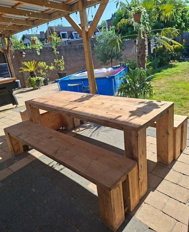 robuuste steigerhouten tafel incl. 2 banken, Ophalen