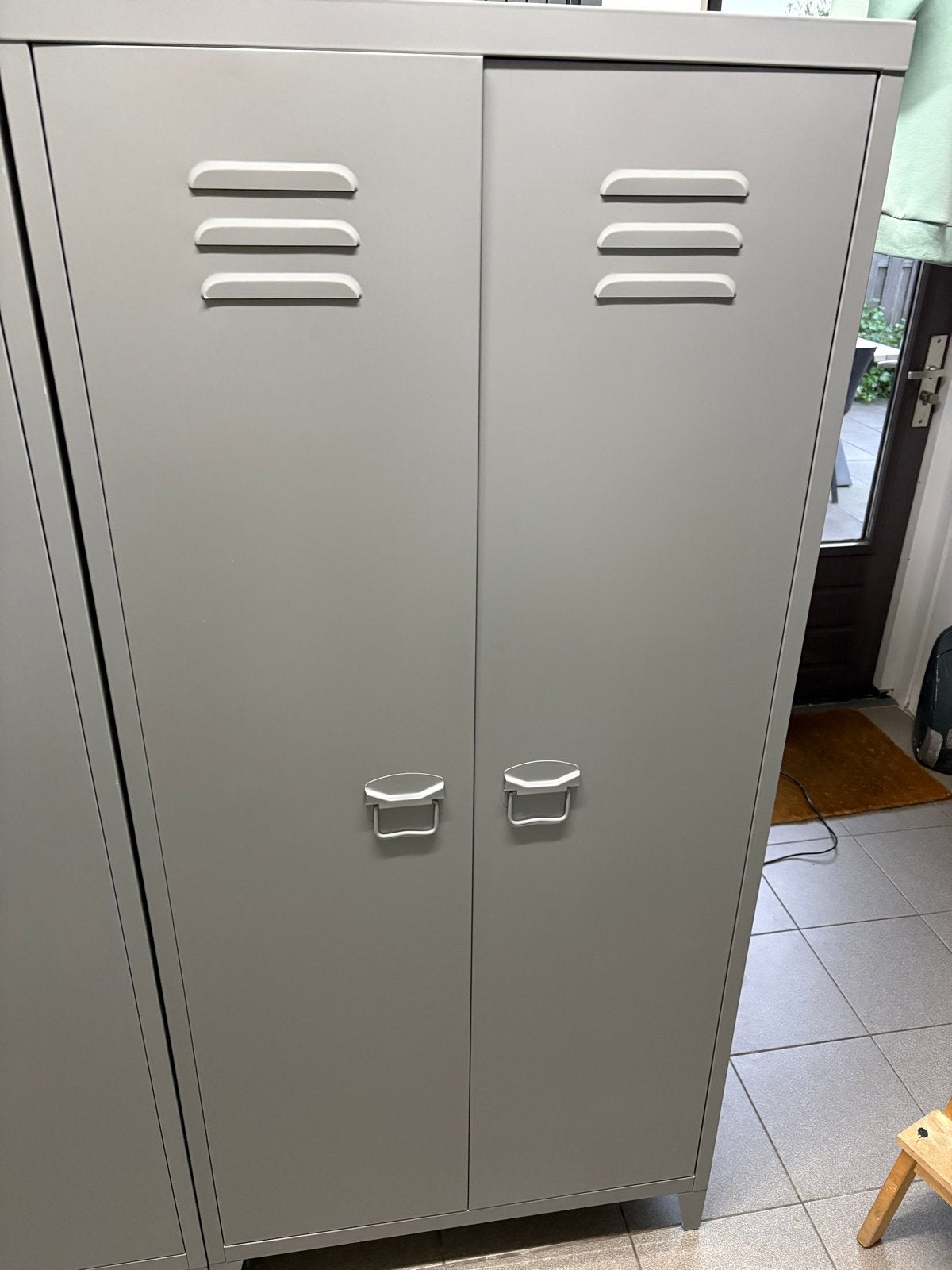 Grijze stalen lockerkast Kwantum, type Leipzig, Ophalen, 105 cm of meer, Zo goed als nieuw, Minder dan 50 cm
