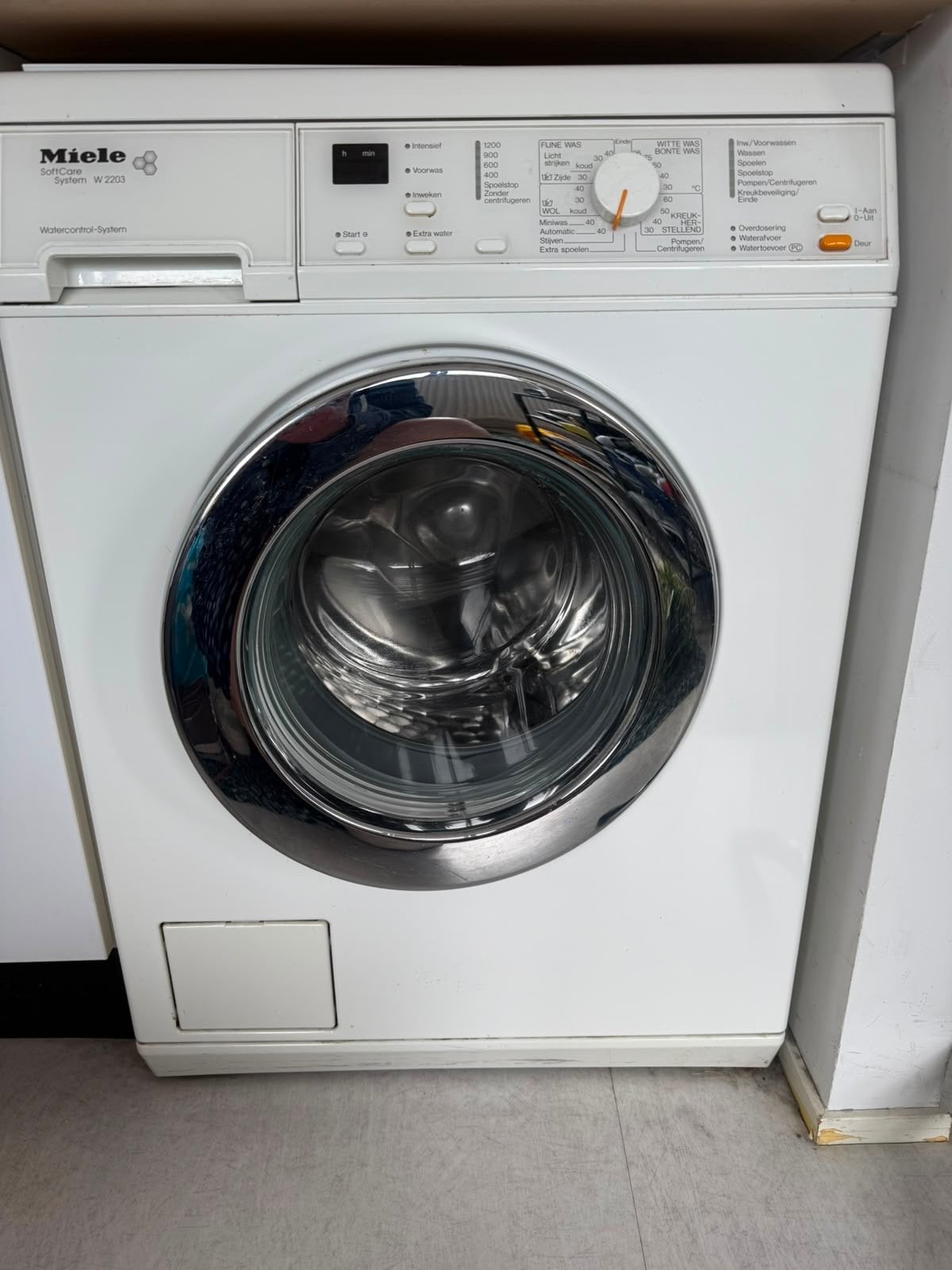 Miele Wasmachine softcare system  W2203 - Voorlader, Witgoed en Apparatuur, Wasmachines, Ophalen, 1200 tot 1600 toeren, Gebruikt