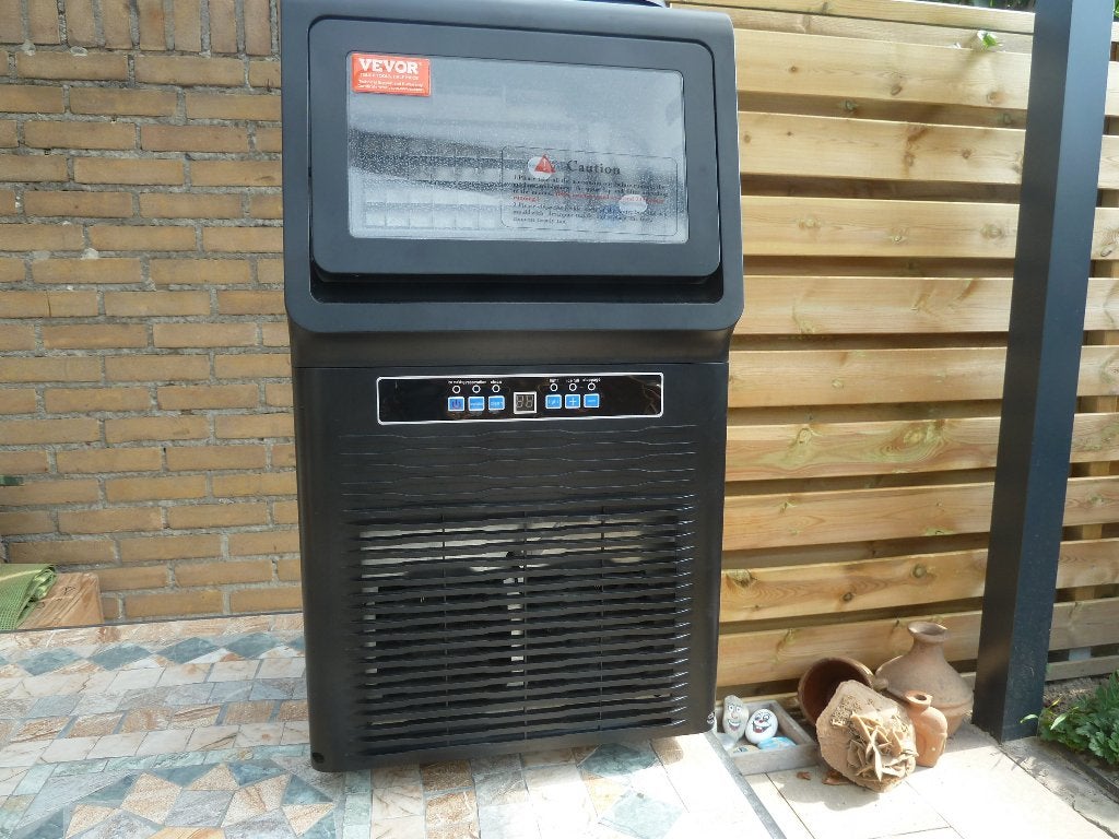 IJSBLOKJES MACHINE ;   VEVOR BY-70PF, Ophalen, Gebruikt, Zelfvriezend