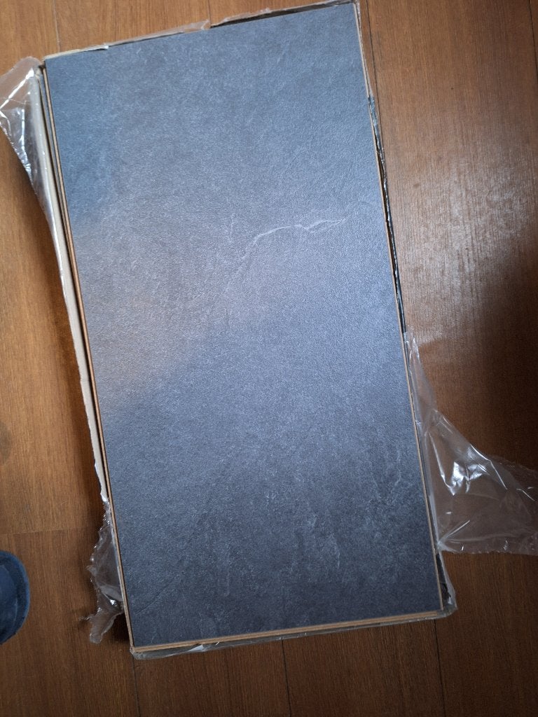 Slate grey tegel laminaat 1 pak, 50 tot 150 cm, Nieuw, Ophalen of Verzenden, Minder dan 5 m²