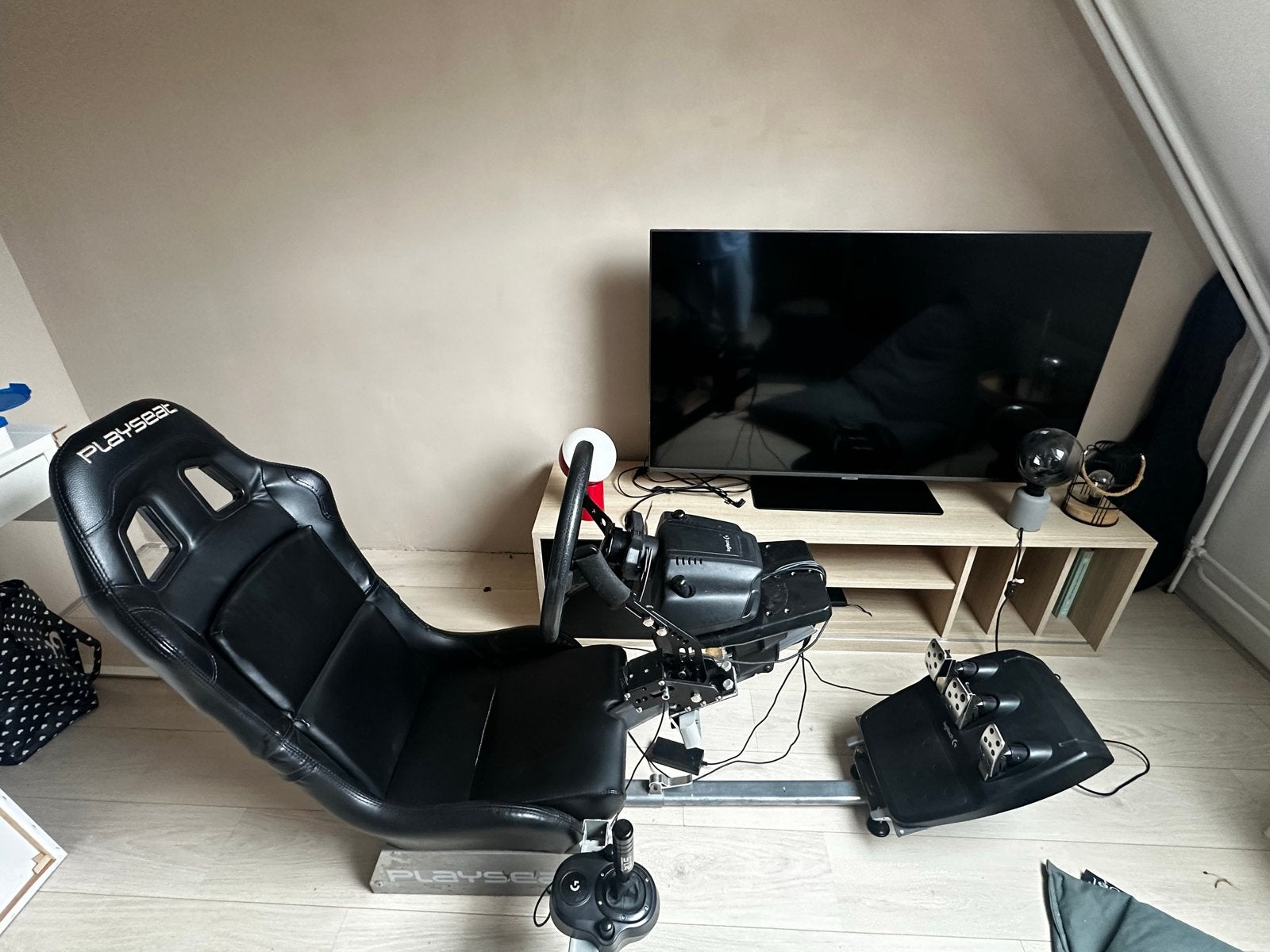 Playseat met Logitech G29 stuur, pedalen en shifter handrem, Ophalen, Zo goed als nieuw
