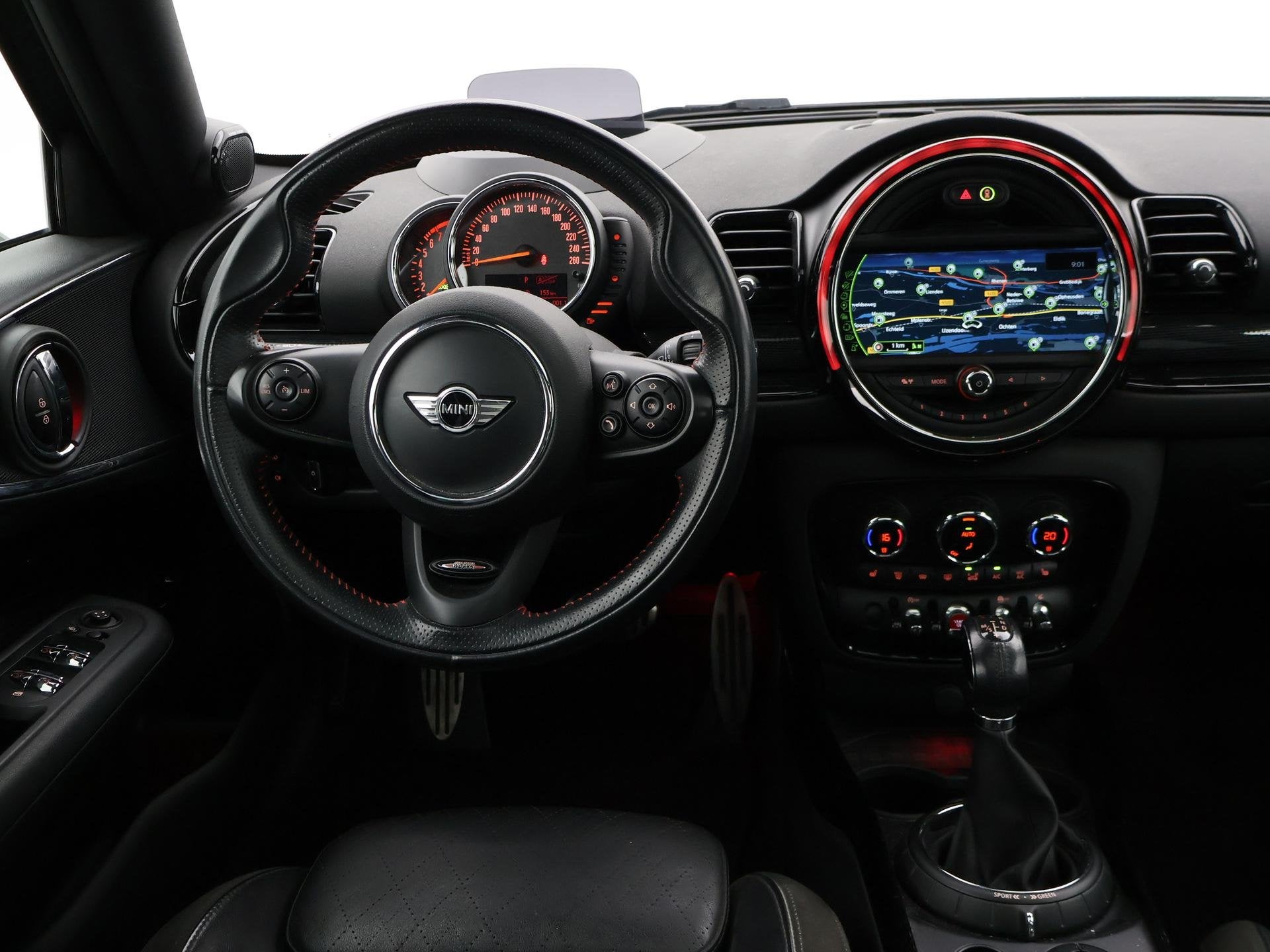 MINI Clubman 2.0 COOPER S 192 PK AUT. + PANORAMA | CAMERA |, 1998 cc, Gebruikt, Leder en Stof, Zwart