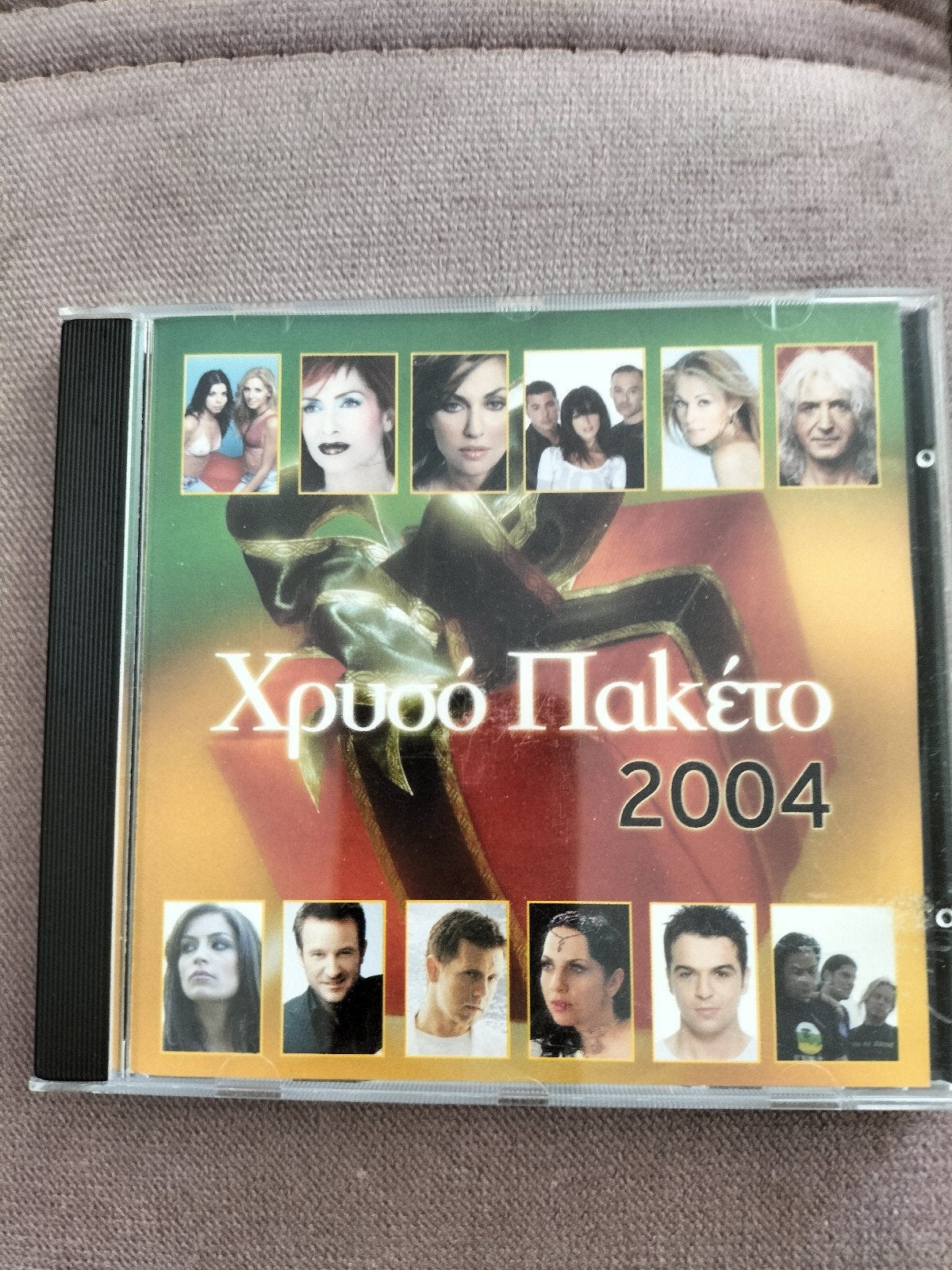 Chryso Paketo 2004 - Griekse verzamel-CD, Cd's en Dvd's, Verzenden, Gebruikt, Verzamelalbum, Inclusief doosje